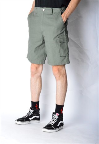 VINTAGE 90S KHAKI CARGO SHORTS