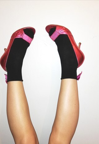 VINTAGE 80S BERTIE SHINY PINK HEELED SHOES