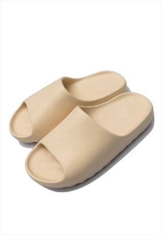BEACH RUBBER SLIPPERS OPEN TOE SHOWER SANDALS IN CREAM