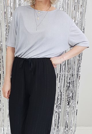 VINTAGE 90'S SILVER OVERSIZED STRETCH T-SHIRT