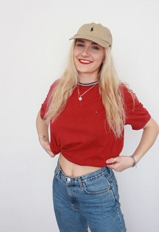 VINTAGE 90S TOMMY HILFIGER RED LOGO T-SHIRT UNISEX