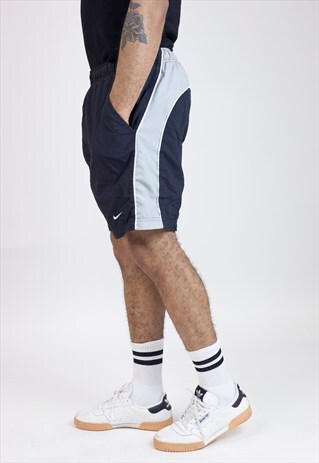 VINTAGE 90S NIKE BLACK/GREY SHORTS