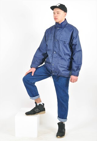 VINTAGE WINDBREAKER RAIN JACKET IN BLUE