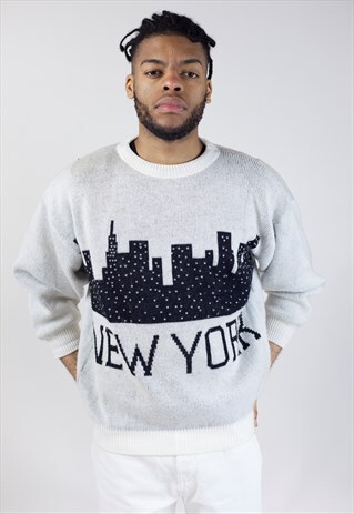VINTAGE 90S NEW YORK WHITE/BLACK KNIT JUMPER