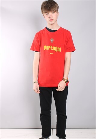 VINTAGE NIKE PORTUGAL T-SHIRT