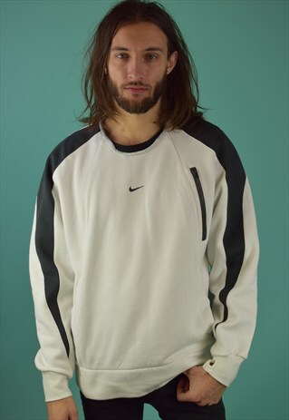 VINTAGE 90'S NIKE SWEATSHIRT