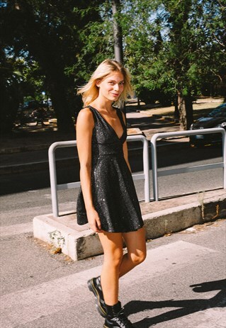 V-NECK DRESS - BLACK AND SILVER