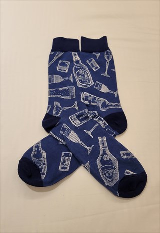 Wine Glass Pattern Cozy Socks in Blue color