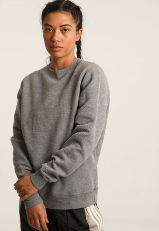 VINTAGE CHAMPION SWEATSHIRT