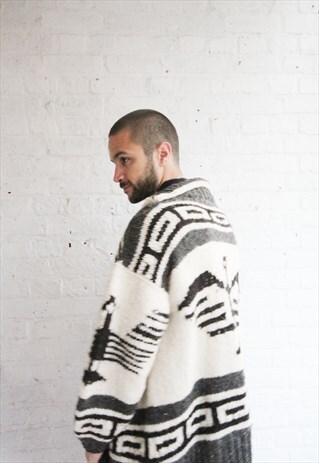 VINTAGE 90'S MENS OVERSIZE KNIT WITH GIANT EAGLE