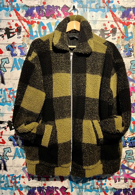 garment image