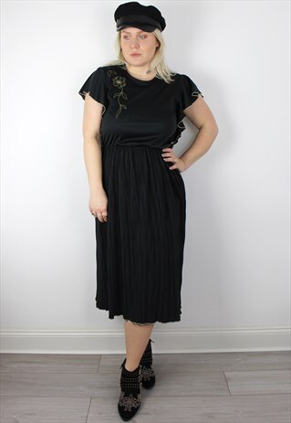 VINTAGE 1970'S BLACK MIDI GOLD EMBROIDERED PLEATED DRESS 14