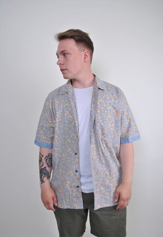 ABSTRACT PRINT HOLIDAY SHIRT, SIZE S