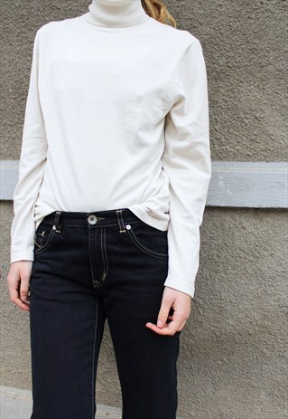 SILK BLEND WHITE TURTLENECK TOP