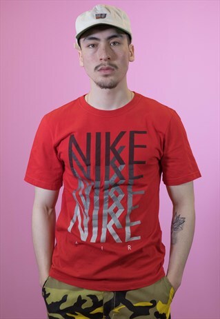 VINTAGE NIKE T SHIRT