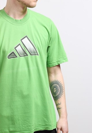 VINTAGE ADIDAS T-SHIRT