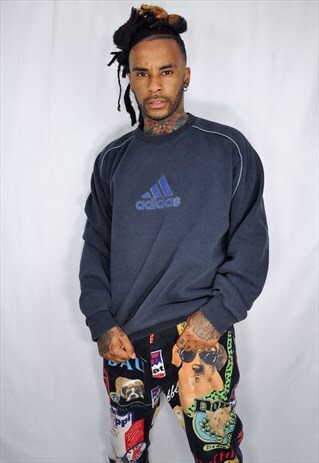 ADIDAS EMBROIDED VINTAGE SWEATER