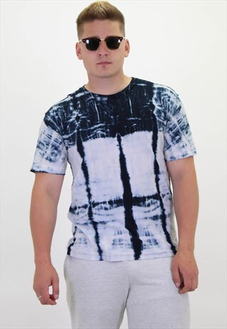 VINTAGE TIE DYE T-SHIRT