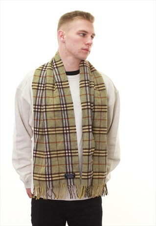 VINTAGE BURBERRY GREEN CHECK LAMBSWOOL SCARF