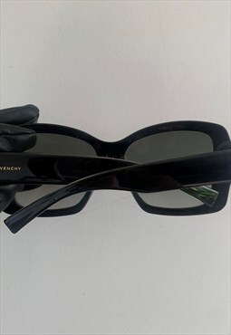 Givenchy y2k Black sunglasses 