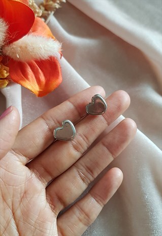 VINTAGE STERLING SILVER HEART STUDS