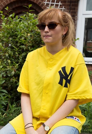 VINTAGE Y2K STYLE CATEYE SUNGLASSES