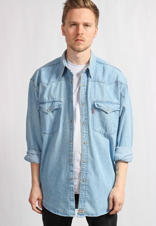 VINTAGE LEVI'S DENIM SHIRT