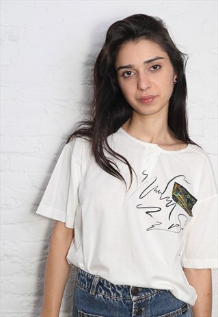 WHITE BUTTONED VINTAGE T-SHIRT