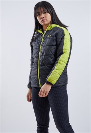 VINTAGE NIKE PADDED JACKET