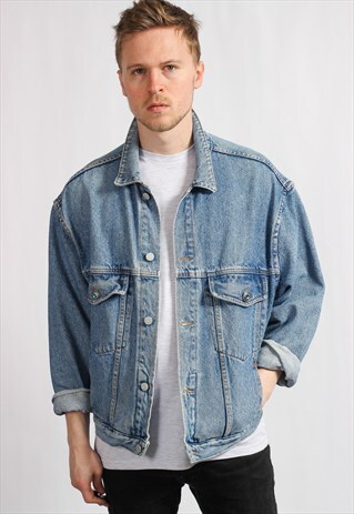 VINTAGE DENIM JACKET