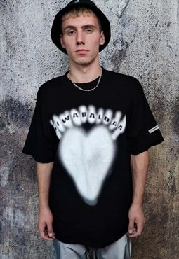 Graffiti heart t-shirt Love painted grunge Kawaii tee black