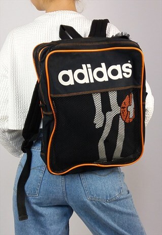 VINTAGE 90'S ADIDAS BACKPACK / SCHOOLBAG