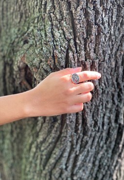 Unique Pharaoh Eye Oval Ring in Sterling Silver 925