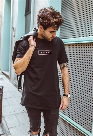 HOBBIES OVERSIZED TEE