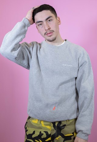 VINTAGE REEBOK SWEATSHIRT