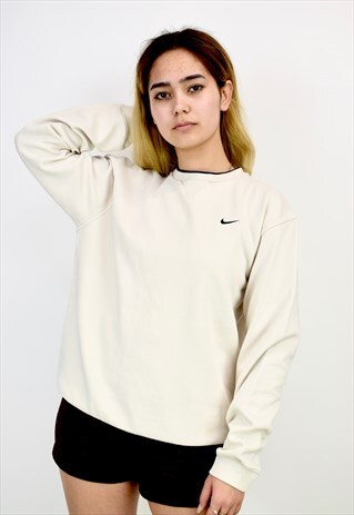 VINTAGE 90'S NIKE SWEATSHIRT