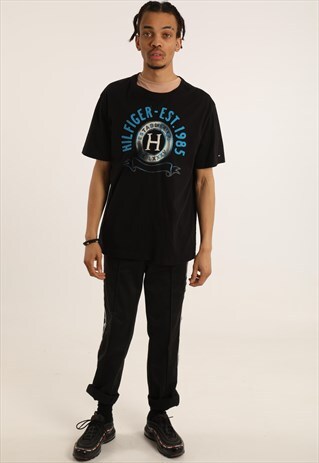 VINTAGE TOMMY HILFIGER EMBROIDERED SPELL OUT LOGO T-SHIRT