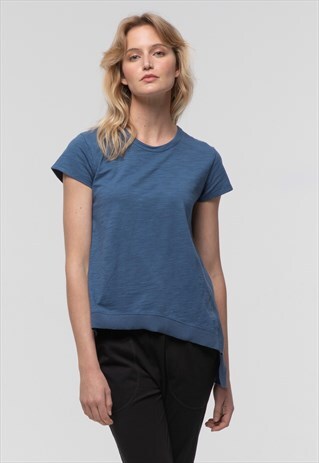 SIDE SPLIT TEE IN SAPPHIRE