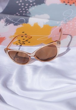 Transparent Beige Curved Classic Cat Eye Sunglasses