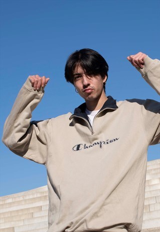 UNISEX VINTAGE CHAMPION SWEATER WITH 1/4 ZIP AND LOGO