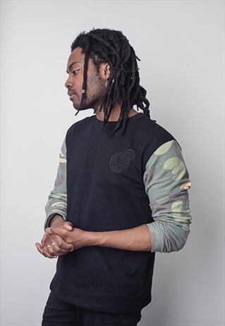 SWEATSHIRT TEE WITH JERSEY CAMO SLEEVES (BLACK)