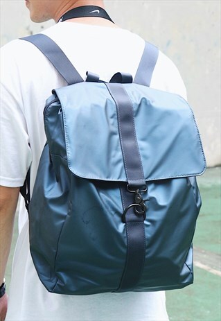 FOLDOVER LIGHTWEIGHT MINIMAL BACKPACK IN BLUE