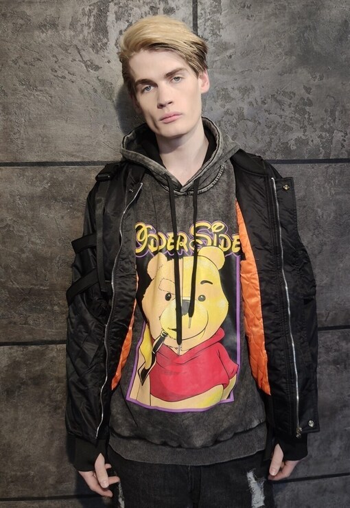 garment image