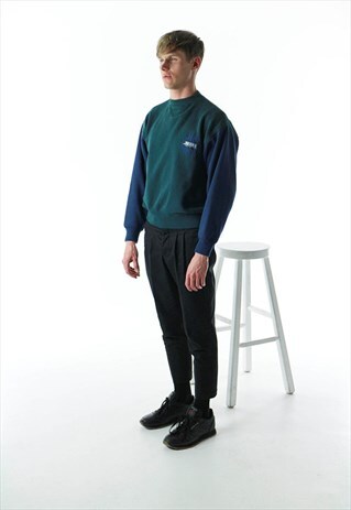 FOREST GREEN SWEATSHIRT / VINTAGE WEEKEND SWEATER