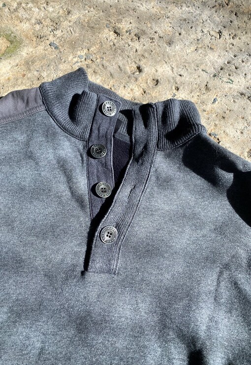 garment image