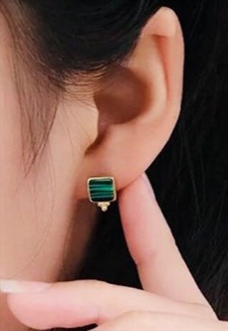 18CT YELLOW GOLD ON SILVER MALACHITE GREEN EARRINGS,