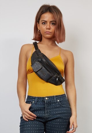 VINTAGE 90'S CONTRAST STITCH BLACK LEATHER BUM BAG