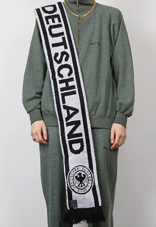 VINTAGE MONOCHROME DEUTSCHLAND FOOTBALL SCARF