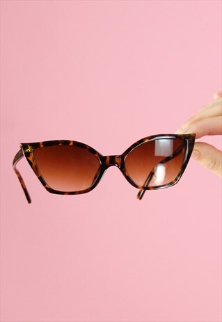VINTAGE INSPIRED 90S Y2K BROWN CAT EYE LEOPARD SUNGLASSES
