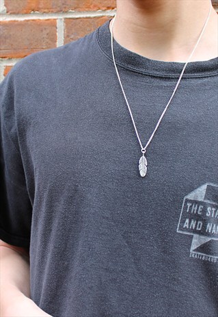 FEATHER NECKLACE
